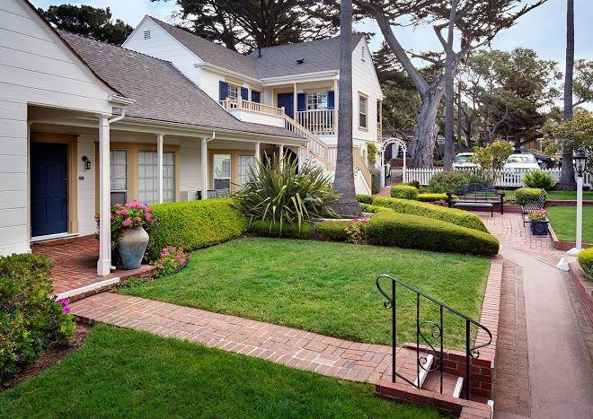 The colonial terrace