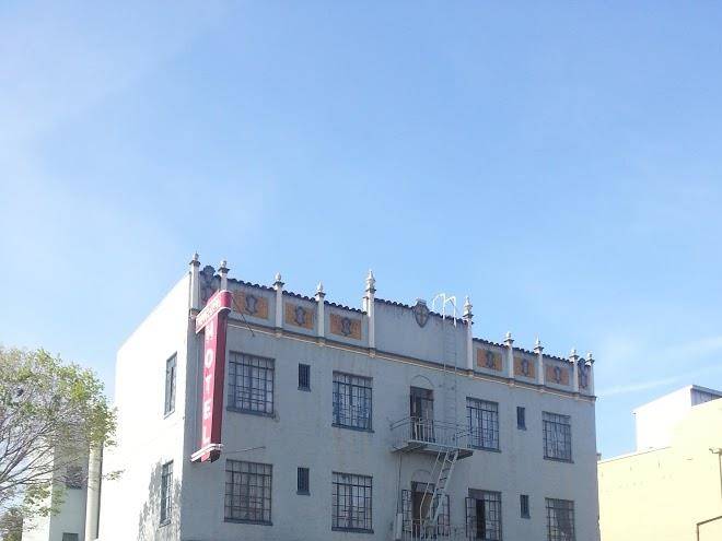 Traveler's hotel