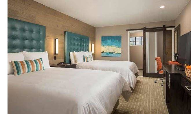 Wave street inn