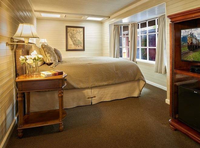 Napa valley railway inn