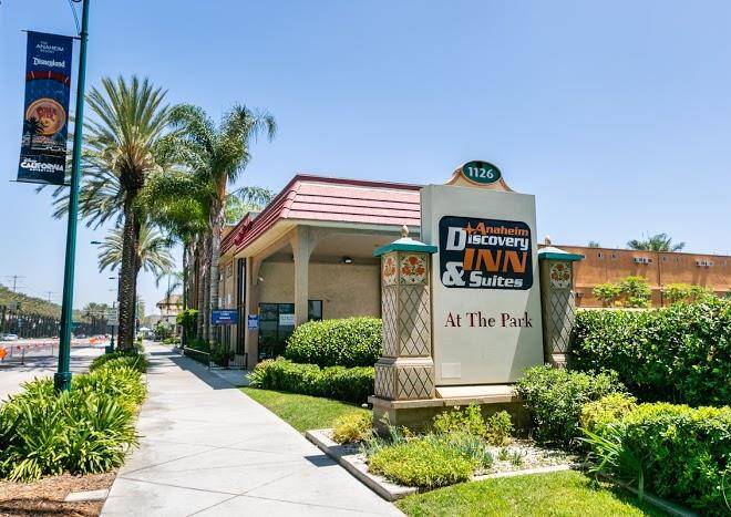Anaheim Discovery Inn & Suites At The Park Image