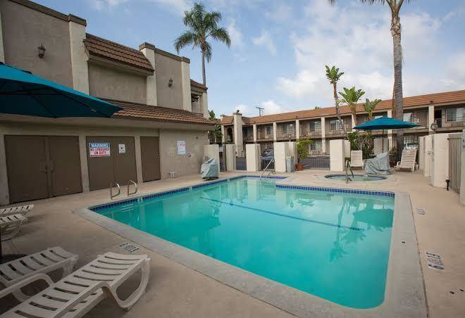 Anaheim express inn maingate