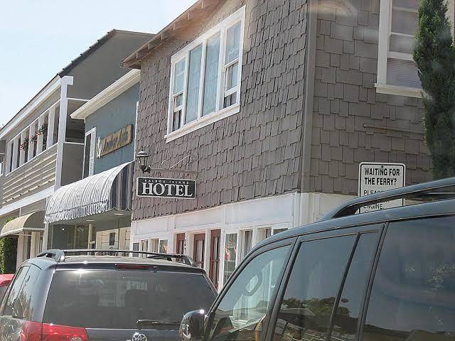Balboa island hotel