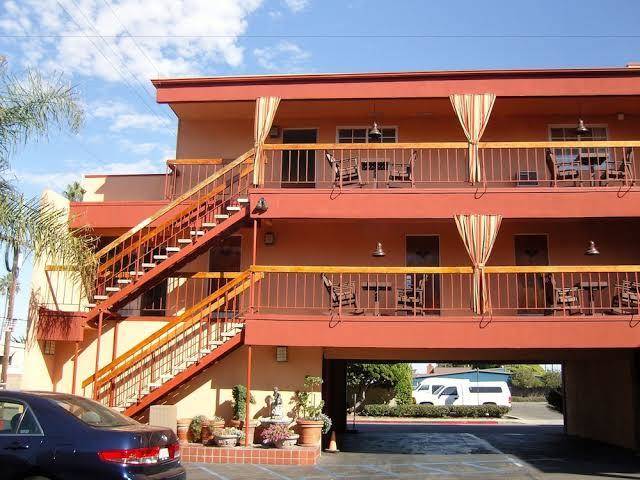 Bay shores peninsula hotel