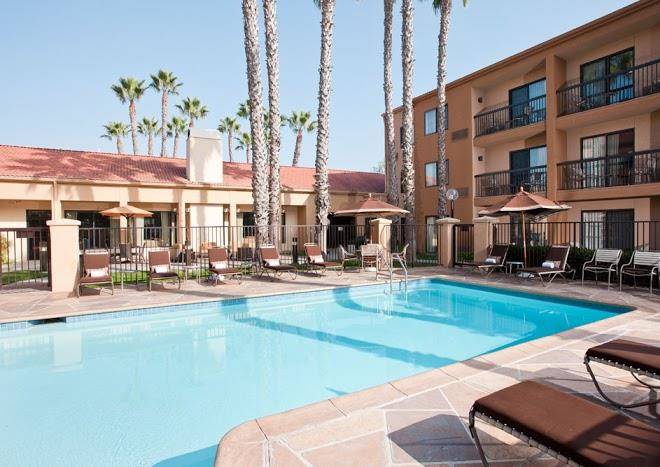 Courtyard by marriott huntington beach fountain valley
