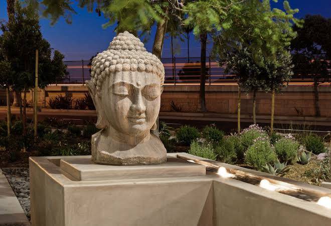 Holiday Inn Express & Suites Anaheim Resort Area Image