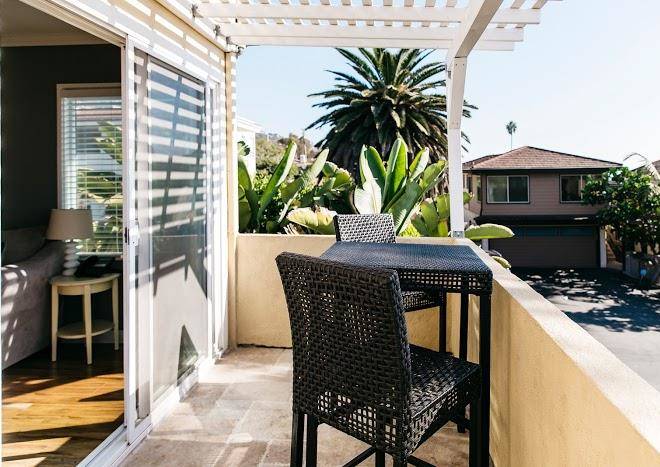 Seaside laguna inn & suites