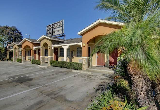 West coast motel santa ana
