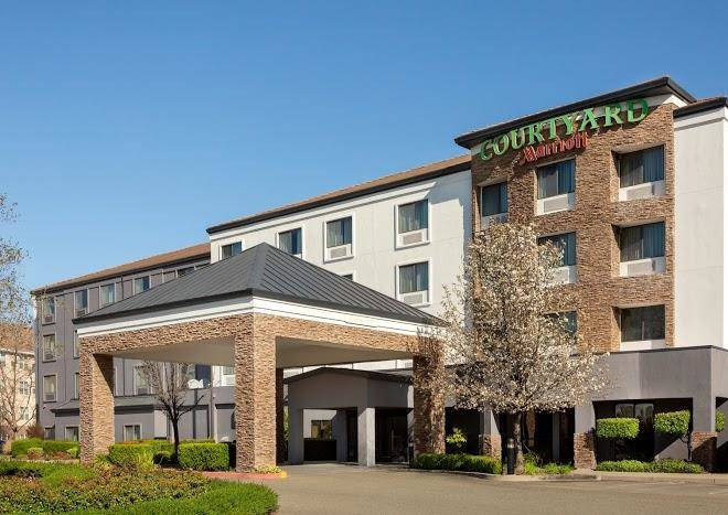 Courtyard by marriott roseville galleria mall creekside ridge drive