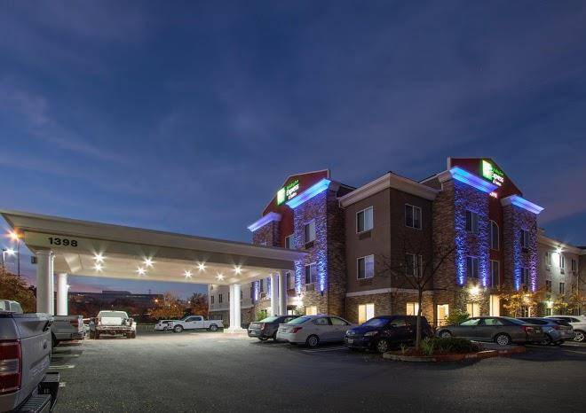 Holiday inn express & suites roseville galleria area