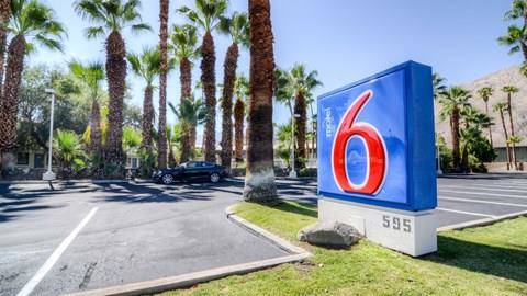 Motel 6 palm springs ca east palm canyon