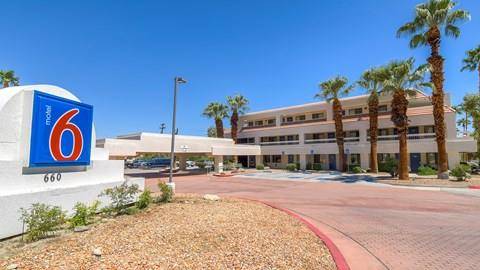 Motel 6 palm springs ca downtown