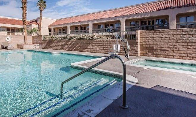 Quality inn & suites indio i 10
