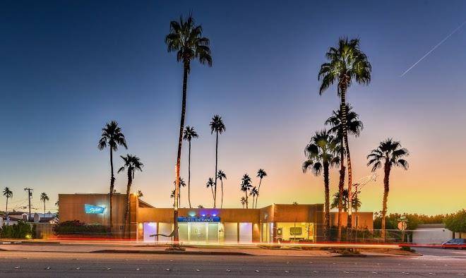 Skylark hotel