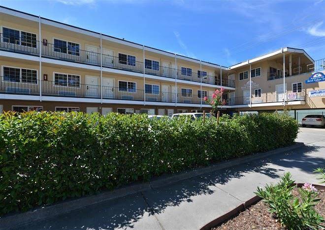 Americas best value inn downtown convention center
