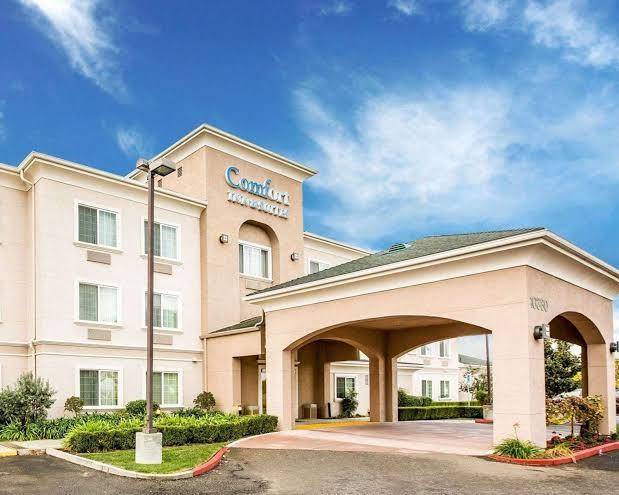 Comfort inn & suites galt lodi north