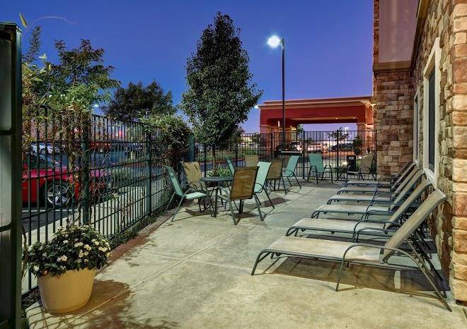 Hampton inn & suites folsom