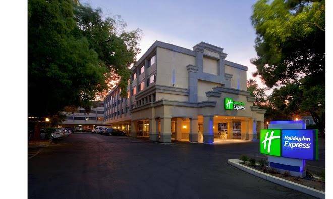 Holiday inn express sacramento convention center