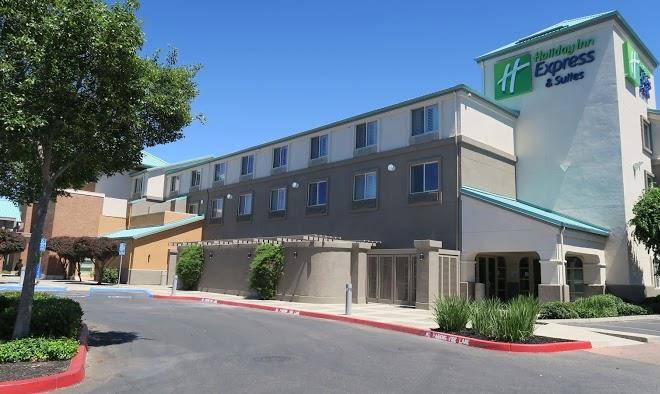 Holiday inn express & suites elk grove central hwy 99
