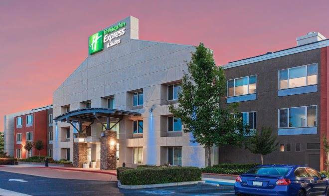 Holiday inn express & suites elk grove west i 5