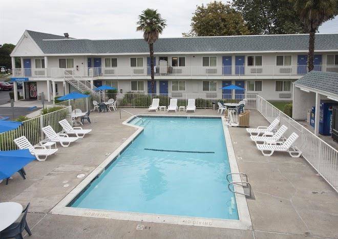 Motel 6 sacramento ca central