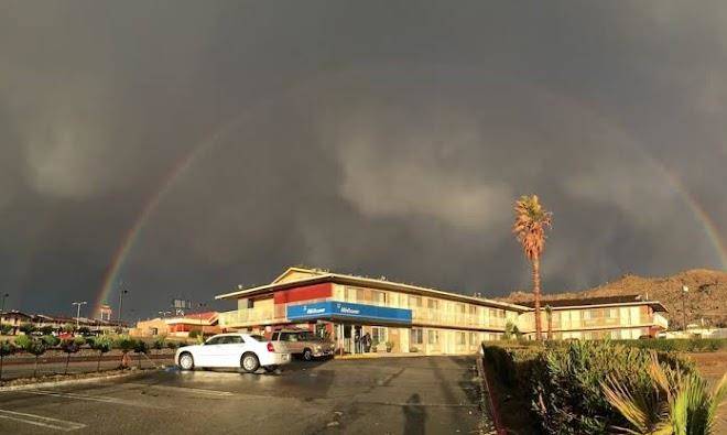 Hilltop inn and suites