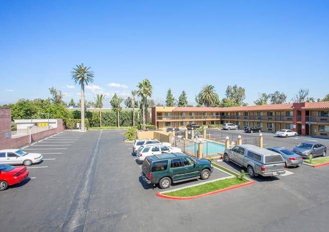Hotel seville ontario airport chino