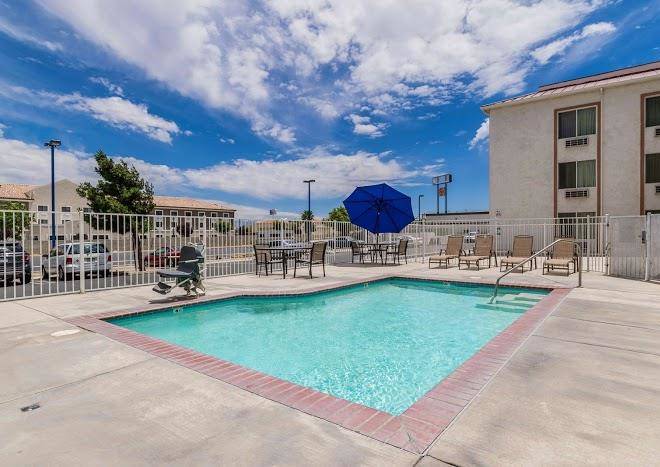 Motel 6 Hesperia Ca West Main Street I 15 Image