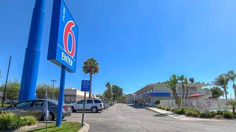 Motel 6 san bernardino ca south