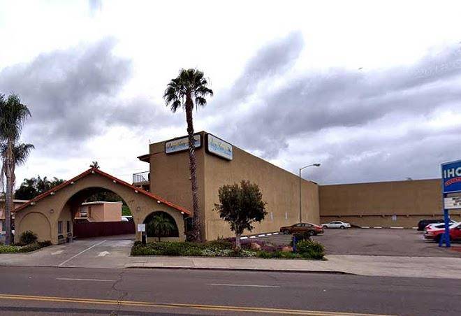 Bay inn & suites
