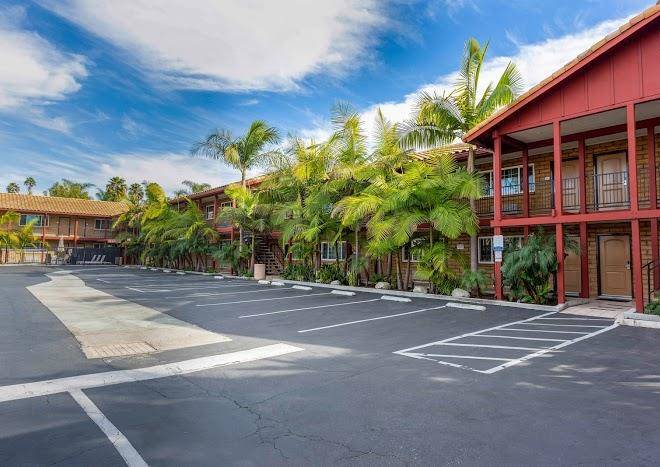 Motel 6 north