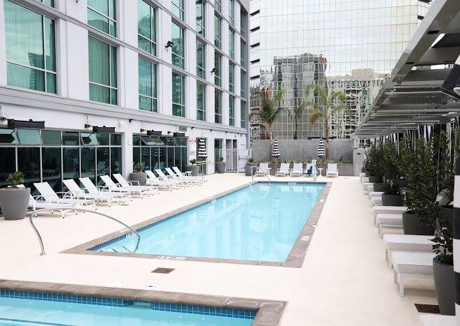 Carte hotel san diego downtown curio collection by hilton