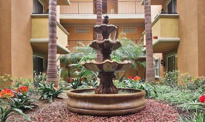 Harbor luxury condo hotel