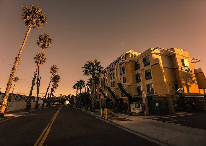 Holiday Inn Oceanside Camp Pendleton Area Image