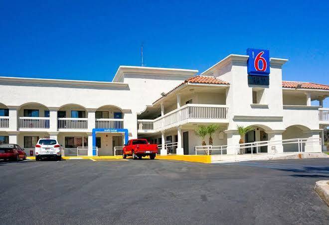 Motel 6 carlsbad ca beach