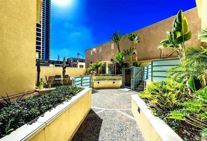 Pelicanstay in gaslamp quarter