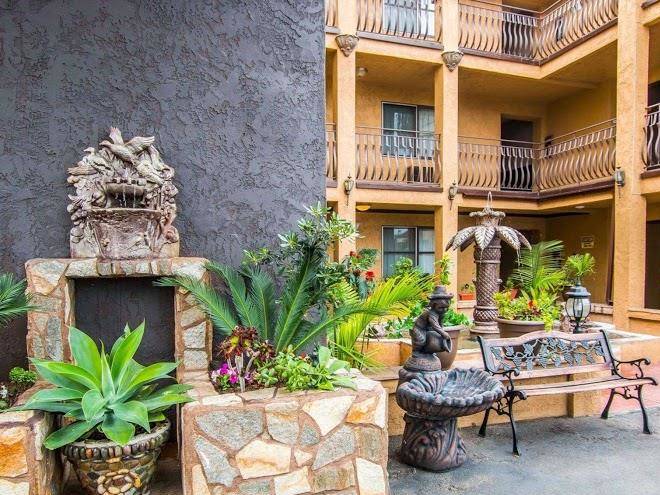 Hotel Baja San Diego Image