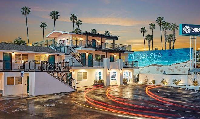 The shoal la jolla beach