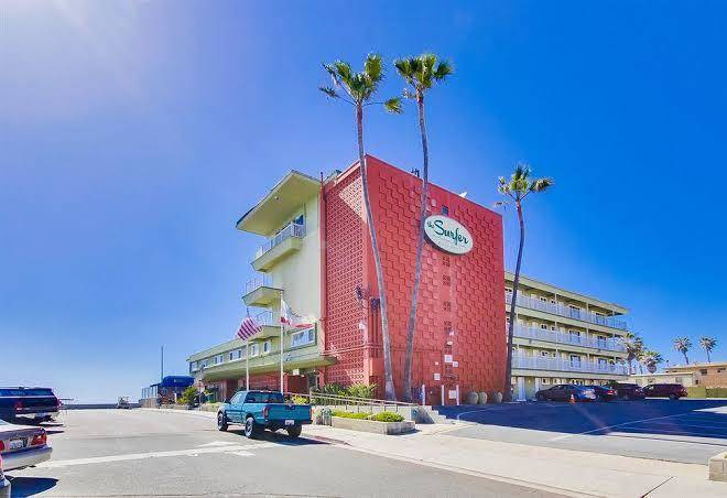 Surfer Beach Hotel Image