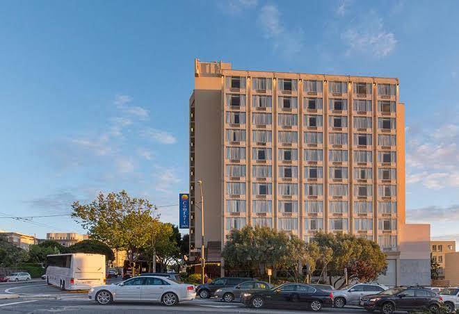 Comfort inn by the bay