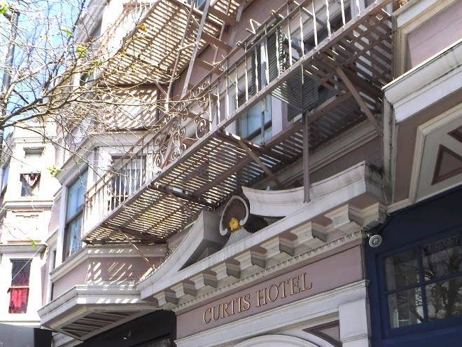 Curtis hotel