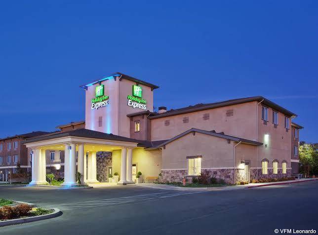 Holiday inn express lodi