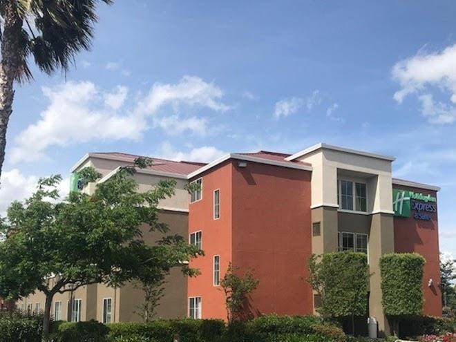 Holiday inn express & suites tracy
