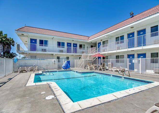 Motel 6 stockton ca charter way west