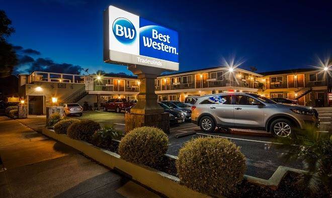 Best western tradewinds