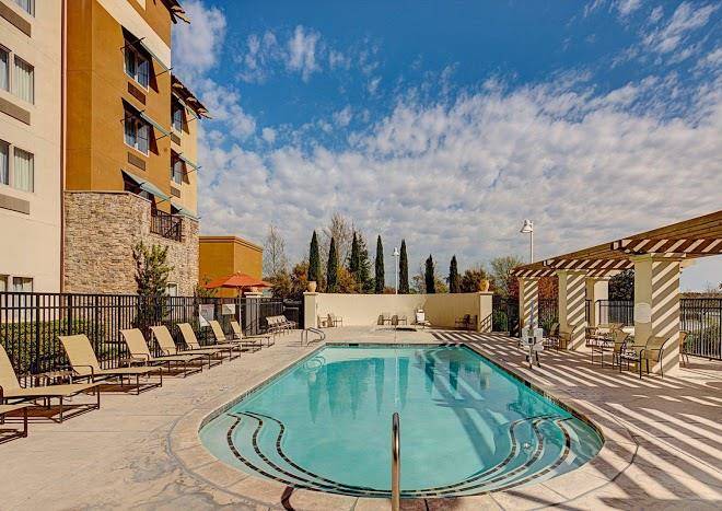Courtyard by marriott paso robles