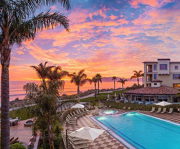 Dolphin bay resort & spa