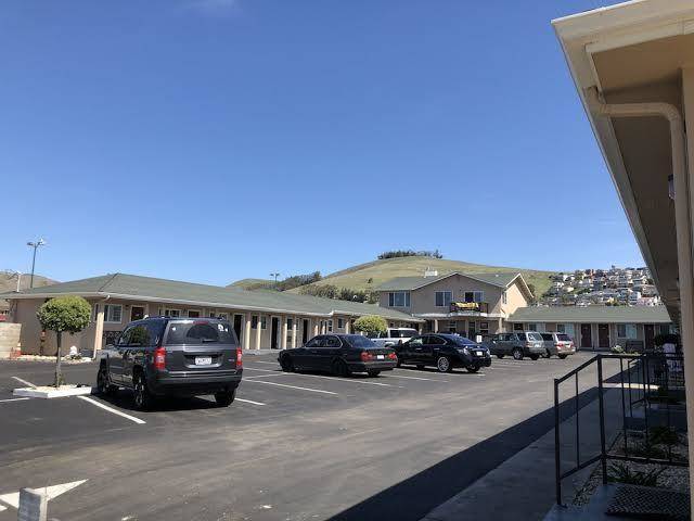 Holland inn and suites