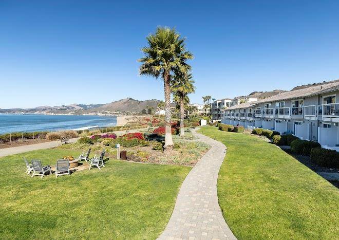 Spyglass inn