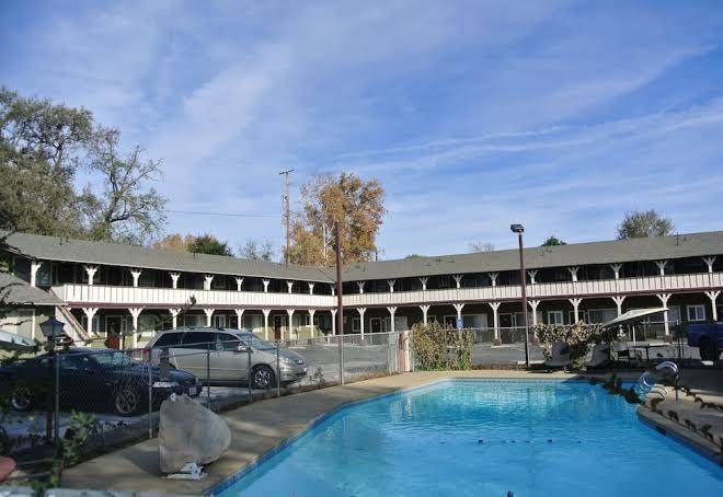 Vino inn & suites
